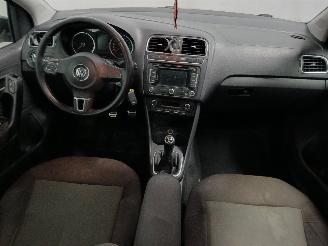 Volkswagen Polo Polo V (6R) Hatchback 1.6 TDI 16V 105 (CLNA) [77kW]  (06-2009/08-2015)= picture 10