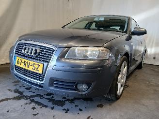 Unfallwagen Audi A3 A3 Sportback (8PA) Hatchback 5-drs 2.0 FSI 16V (BLR) [110kW]  (09-2004=
/06-2008) 2005/9