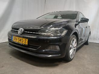 Ocazii autoturisme Volkswagen Polo Polo VI (AW1) Hatchback 5-drs 1.0 TSI 12V (CHZL) [70kW]  (06-2017/...)= 2018/4