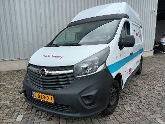 Gebrauchtwagen PKW Opel Vivaro Vivaro Van 1.6 CDTi BiTurbo 125 (R9M-452(R9M-D4)) [92kW]  (03-2016/12-=
2019) 2018/5
