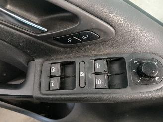 Volkswagen Golf Golf VI (5K1) Hatchback 1.4 TSI 160 16V (CAVD) [118kW]  (10-2008/11-20=
12) picture 12