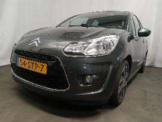 Voiture accidenté Citroën C3 C3 (SC) Hatchback 5-drs 1.6 HDi 92 (DV6DTED(9HP)) [68kW]  (11-2009/09-=
2016) 2011/11