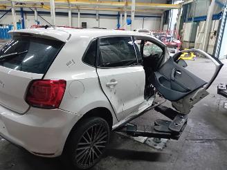 Volkswagen Polo Polo V (6R) Hatchback 1.4 GTI 16V (CAVE(Euro 5)) [132kW]  (05-2010/05-=
2014) picture 3