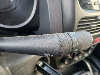 Fiat Doblo Doblo Cargo (263) Van 1.3 D Multijet (263.A.6000) [55kW]  (11-2013/12-=
2023) picture 14