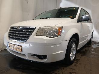 Damaged car Chrysler Town & Country Voyager/Grand Voyager (RT) MPV 3.8 V6 Grand Voyager (EGH) [142kW]  (10=
-2007/...) 2008/7