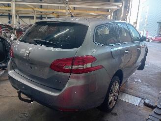 Peugeot 308 308 SW (L4/L9/LC/LJ/LR) Combi 5-drs 1.6 BlueHDi 120 (DV6FC(BHZ)) [88kW=
]  (03-2014/12-2021) picture 3