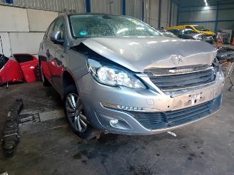 Peugeot 308 308 SW (L4/L9/LC/LJ/LR) Combi 5-drs 1.6 BlueHDi 120 (DV6FC(BHZ)) [88kW=
]  (03-2014/12-2021) picture 2