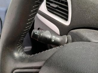 Renault Scenic Scénic III (JZ) MPV 1.4 16V TCe 130 (H4J-700(H4J-A7)) [96kW]  (02-20=
09/09-2016) picture 17