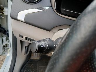 Renault Zoé Zoé (AG) Hatchback 5-drs 46kW (5AQ-601) [46kW]  (06-2012/...) picture 14