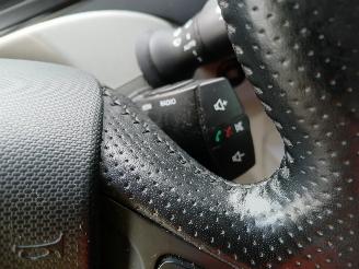 Renault Zoé Zoé (AG) Hatchback 5-drs 46kW (5AQ-601) [46kW]  (06-2012/...) picture 16