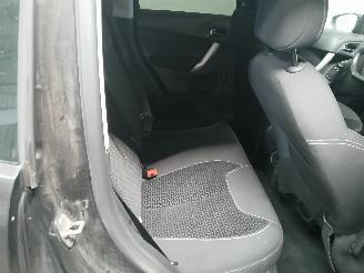 Citroën C3 C3 (SC) Hatchback 5-drs 1.6 HDi 92 (DV6DTED(9HP)) [68kW]  (11-2009/09-=
2016) picture 10