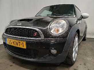 krockskadad bil auto Mini Mini Mini (R56) Hatchback 1.6 16V Cooper S (N14-B16A) [128kW]  (10-2006/02-=
2010) 2010/1