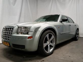 Chrysler 300 C 300 C Sedan 2.7 V6 24V (EER) [142kW]  (09-2004/11-2012) picture 3