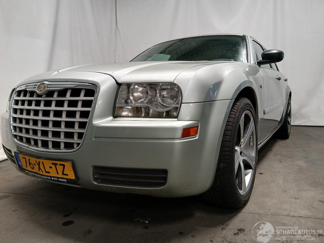 Chrysler 300 C 300 C Sedan 2.7 V6 24V (EER) [142kW]  (09-2004/11-2012)