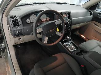Chrysler 300 C 300 C Sedan 2.7 V6 24V (EER) [142kW]  (09-2004/11-2012) picture 11