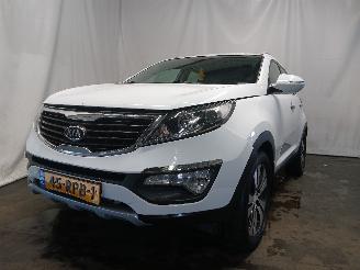 damaged passenger cars Kia Sportage Sportage (SL) Terreinwagen 1.6 GDI 16V 4x2 (G4FD) [99kW]  (06-2010/02-=
2016) 2011/7