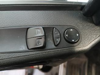 Mercedes Vito Vito (639.6) Van 2.2 113 CDI 16V Euro 5 (OM651.940) [100kW]  (09-2010/=
=2E..) picture 13