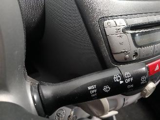 Toyota Aygo Aygo (B10) Hatchback 1.0 12V VVT-i (1KR-FE) [50kW]  (07-2005/05-2014) picture 14