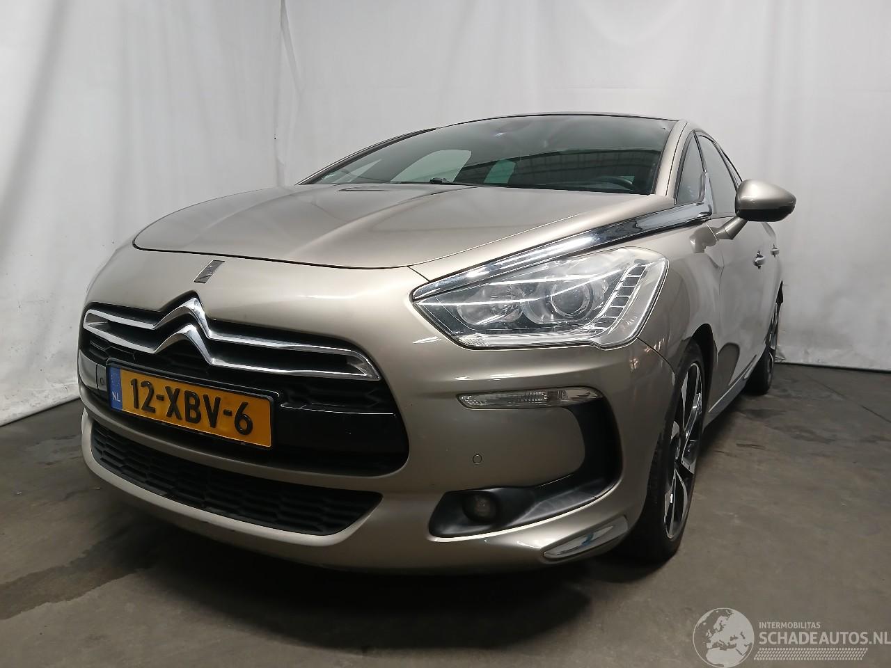 Citroën DS5 DS5 (KD/KF) Hatchback 5-drs 1.6 16V THP 155 (EP6CDT(5FV)) [115kW]  (11=
-2011/07-2015)
