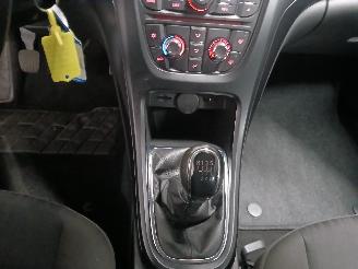 Opel Astra Astra J Sports Tourer (PD8/PE8/PF8) Combi 1.4 Turbo 16V (A14NEL(Euro 5=
)) [88kW]  (10-2010/10-2015) picture 18