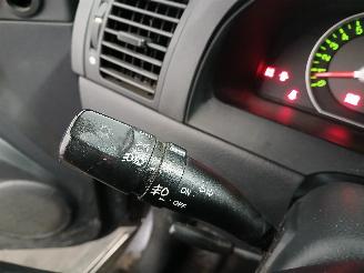 Kia Sorento Sorento I (JC) SUV 3.3 V6 24V (G6DB) [182kW]  (02-2007/10-2009) picture 16