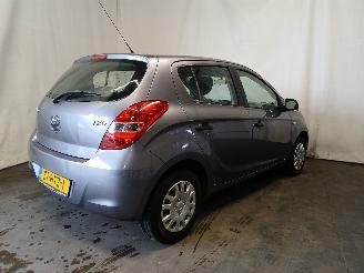 Hyundai I-20 i20 Hatchback 1.2i 16V (G4LA) [57kW]  (09-2008/12-2012) picture 6