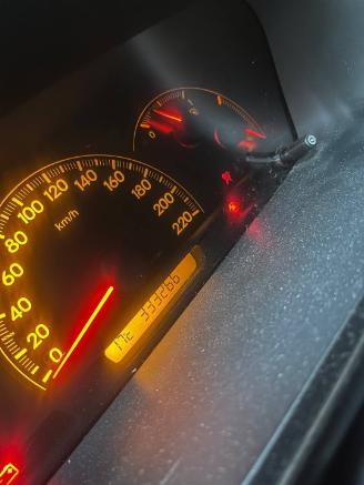 Honda Fr-v FR-V (BE) MPV 1.7 16V (D17A2) [92kW]  (02-2005/12-2006) picture 2