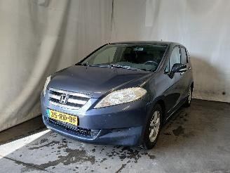 Unfallwagen Honda Fr-v FR-V (BE) MPV 1.7 16V (D17A2) [92kW]  (02-2005/12-2006) 2005/1