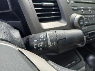 Honda Civic Civic (FA/FD) Sedan 1.3 Hybrid (LDA2) [70kW]  (01-2006/12-2010) picture 15