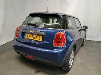 Mini Mini Mini (F56) Hatchback 3-drs 1.5 12V One D (B37C15A) [70kW]  (03-2014/..=
=2E) picture 5