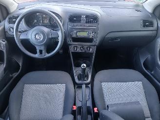 Volkswagen Polo Polo V (6R) Hatchback 1.2 12V BlueMotion Technology (CGPA(Euro 5)) [51=
kW]  (06-2009/05-2014) picture 10