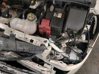 Opel Karl Karl Hatchback 5-drs 1.0 12V (B10XE(Euro 6)) [55kW]  (01-2015/03-2019)= picture 24