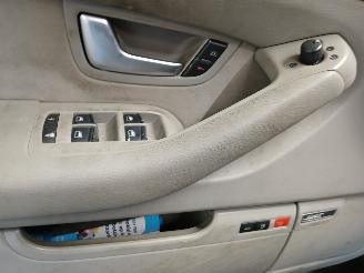 Audi A8 A8 (D3) Sedan 4.2 V8 40V FSI Quattro (BVJ) [257kW]  (06-2006/07-2010) picture 12