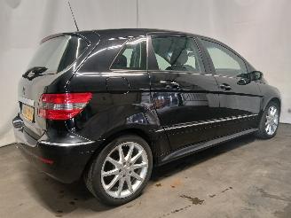 Mercedes B-klasse B (W245) Hatchback 1.7 B-170 16V (M266.940) [85kW]  (03-2005/11-2011) picture 5