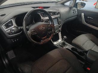 Kia Cee d Cee'd Sportswagon (JDC5) Combi 1.6 GDI 16V (G4FD) [99kW]  (09-2012/12-=
2018) picture 12