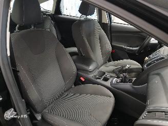 Ford Focus Focus 3 Hatchback 1.0 Ti-VCT EcoBoost 12V 100 (M2DA(Euro 5)) [74kW]  (=
02-2012/05-2018) picture 7
