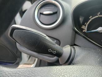 Ford Fiesta Fiesta 6 (JA8) Hatchback 1.0 Ti-VCT 12V 65 (XMJA(Euro 5)) [48kW]  (01-=
2013/06-2017) picture 14