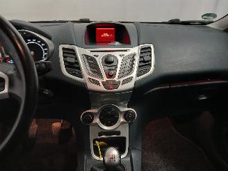 Ford Fiesta Fiesta 6 (JA8) Hatchback 1.6 TDCi 95 (T3JA(Euro 5)) [70kW]  (02-2010/1=
2-2015) picture 17