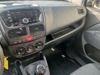 Fiat Doblo Doblo Cargo (263) Van 1.3 D Multijet (263.A.6000) [55kW]  (11-2013/12-=
2023) picture 15