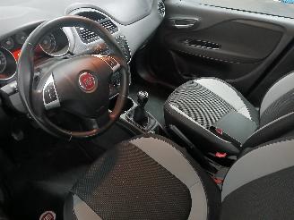 Fiat Punto Punto III (199) Hatchback 0.9 TwinAir (312.A.2000) [63kW]  (03-2012/..=
=2E) picture 12