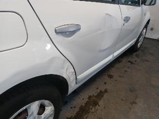 Dacia Sandero Sandero I (BS) Hatchback 1.2 16V (D4F-732(D4F-F7)) [55kW]  (11-2008/12=
-2012) picture 18