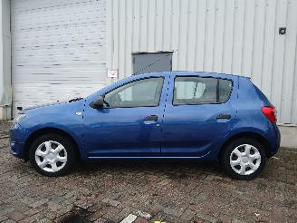 Dacia Sandero Sandero II Hatchback 0.9 TCE 12V (H4B-412) [66kW]  (10-2012/...) picture 4