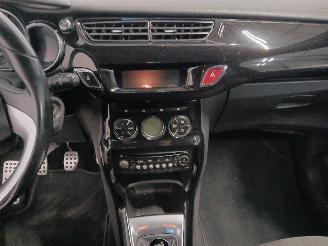 Citroën DS3 DS3 (SA) Hatchback 1.6 VTi 120 16V (EP6C(5FS)) [88kW]  (04-2010/07-201=
5) picture 19