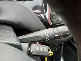 Peugeot 208 208 I (CA/CC/CK/CL) Hatchback 1.6 HDi 115 16V (DV6C(9HD)) [84kW]  (03-=
2012/12-2019) picture 14