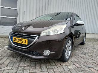 Coche accidentado Peugeot 208 208 I (CA/CC/CK/CL) Hatchback 1.6 HDi 115 16V (DV6C(9HD)) [84kW]  (03-=
2012/12-2019) 2012/9