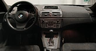 BMW X3 X3 (E83) SUV 3.0i xDrive 24V (M54-B30(306S3)) [170kW]  (09-2003/07-200=
6) picture 11