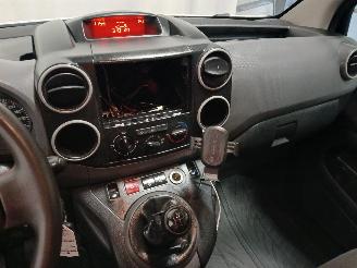Peugeot Partner Partner (GC/GF/GG/GJ/GK) Van 1.6 HDI, BlueHDI 75 (DV6FE(BHW)) [55kW]  =
(07-2011/12-2018) picture 15