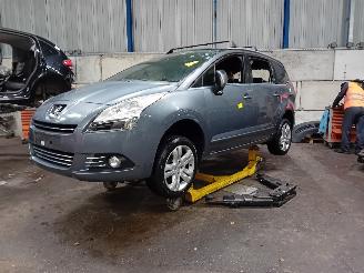 Uttjänta bilar auto Peugeot 5008 5008 I (0A/0E) MPV 1.6 THP 16V (EP6CDT(5FV)) [115kW]  (09-2009/03-2017=
) 2011/6