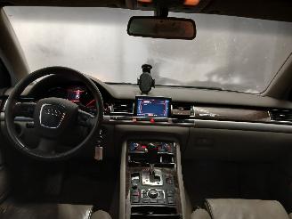 Audi A8 A8 (D3) Sedan 4.2 V8 40V FSI Quattro (BVJ) [257kW]  (06-2006/07-2010) picture 10