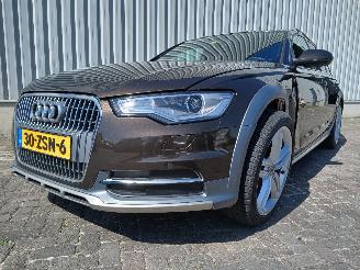 skadebil auto Audi A6 A6 Allroad Quattro (C7) Combi 3.0 TDI V6 24V (CDUD) [180kW]  (01-2012/=
06-2016) 2013/1